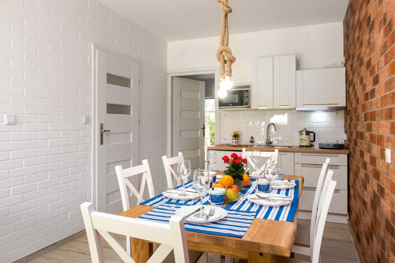 Villa Kliwer 50 Metrow Od Morza 罗威 外观 照片